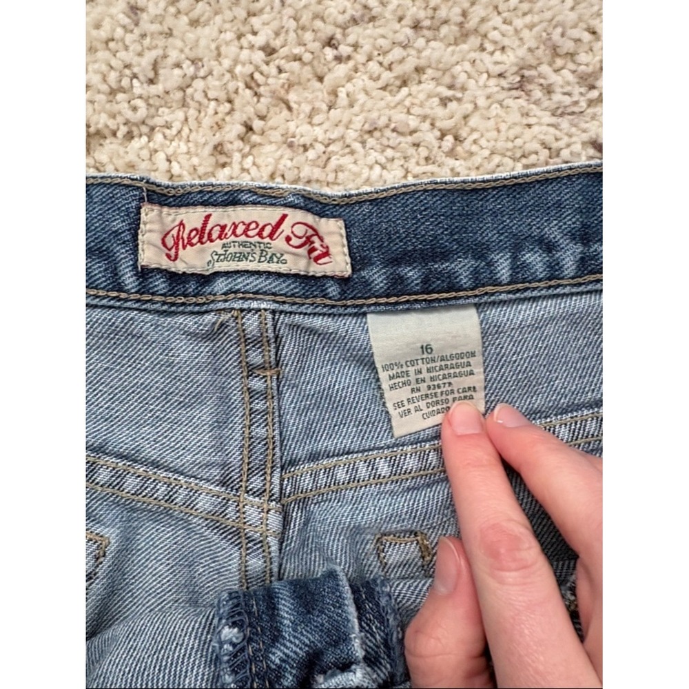 St. John's Bay Relaxed Fit Jeans 16 Blue Vintage High Rise Denim Medium Wash - Picture 6 of 6